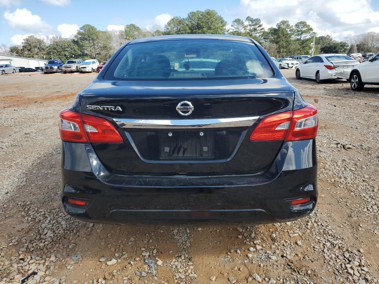 2017 NISSAN SENTRA S - Фото 6