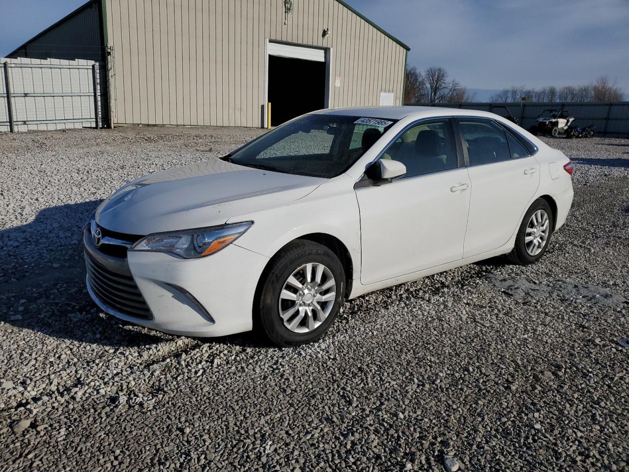 2016 TOYOTA CAMRY LE