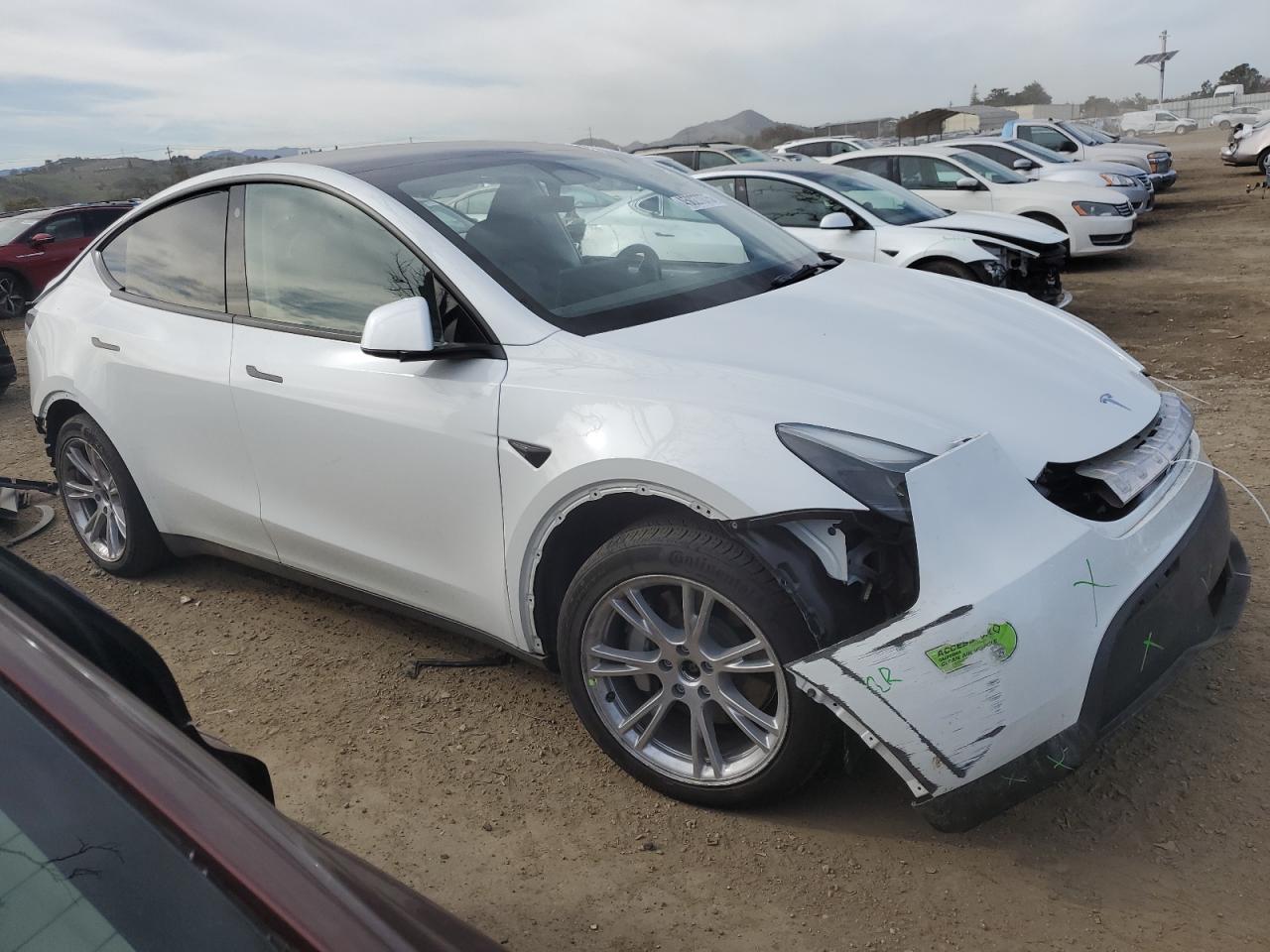 2023 TESLA MODEL Y - Фото 4