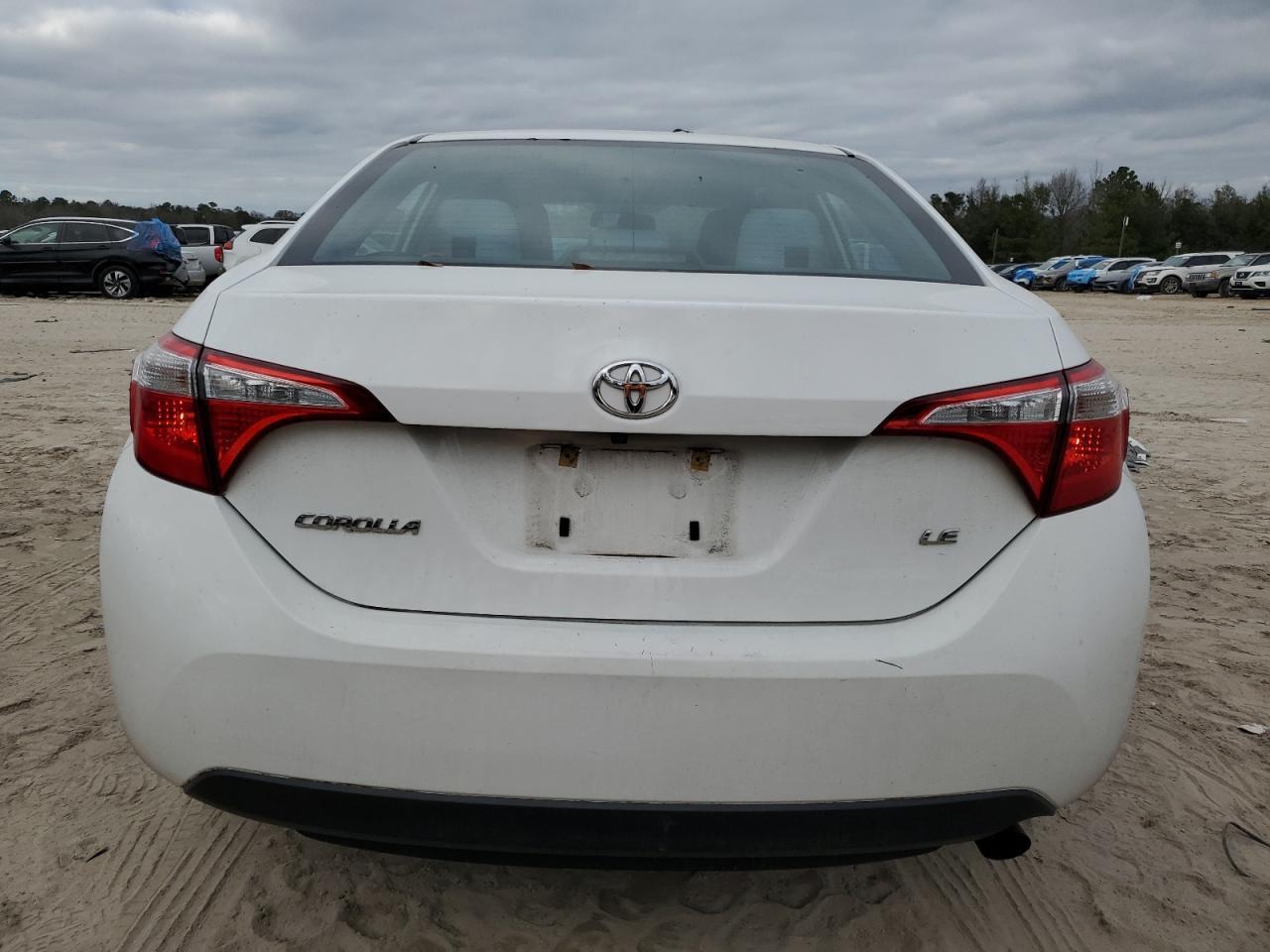 2015 TOYOTA COROLLA L - Фото 6
