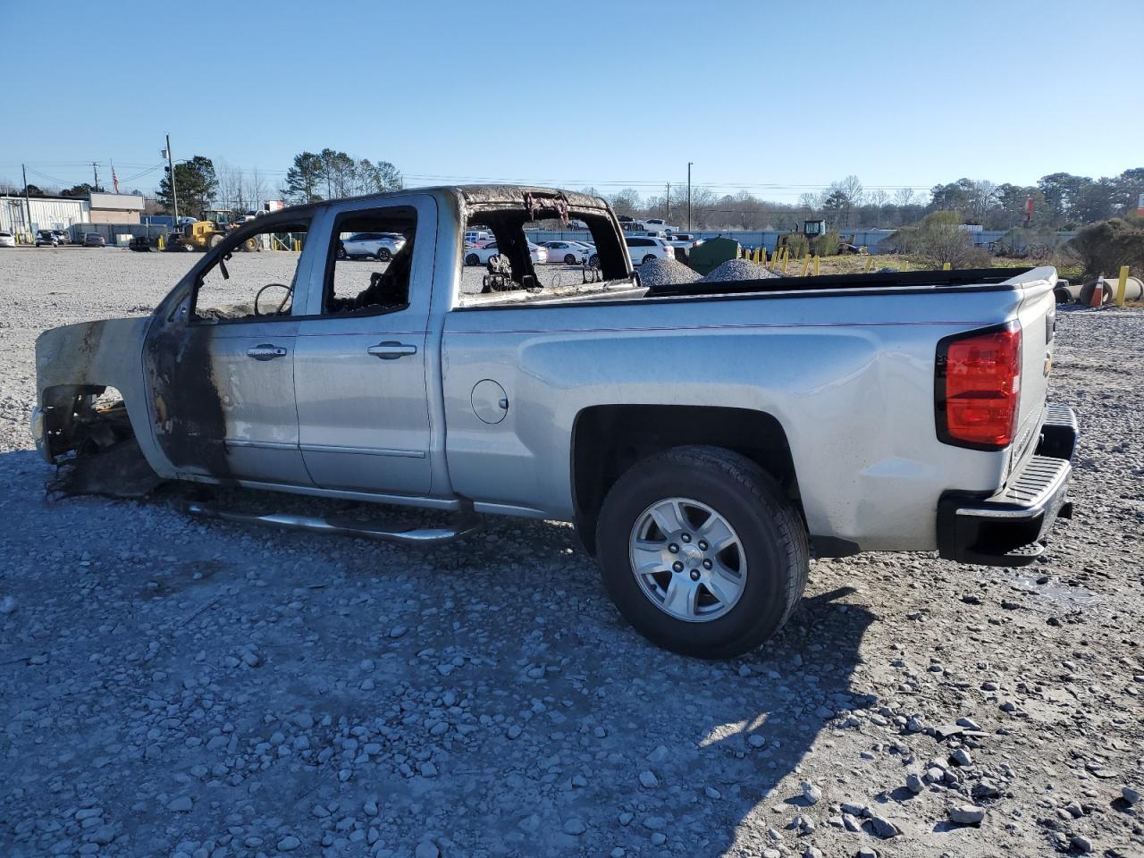 2019 CHEVROLET SILVERADO - Фото 2