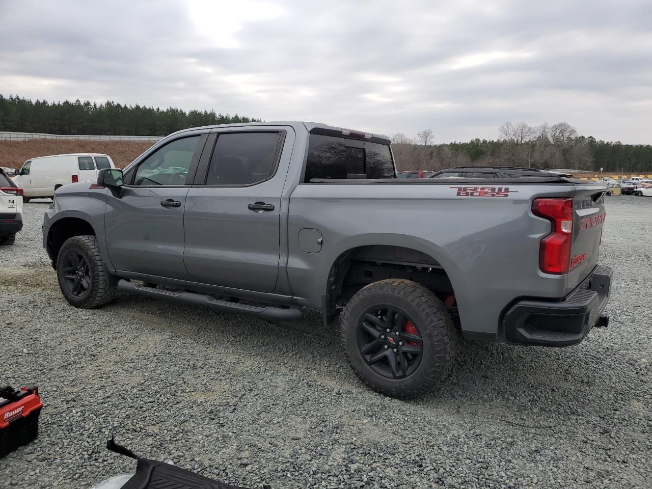 2021 CHEVROLET SILVERADO - Фото 2