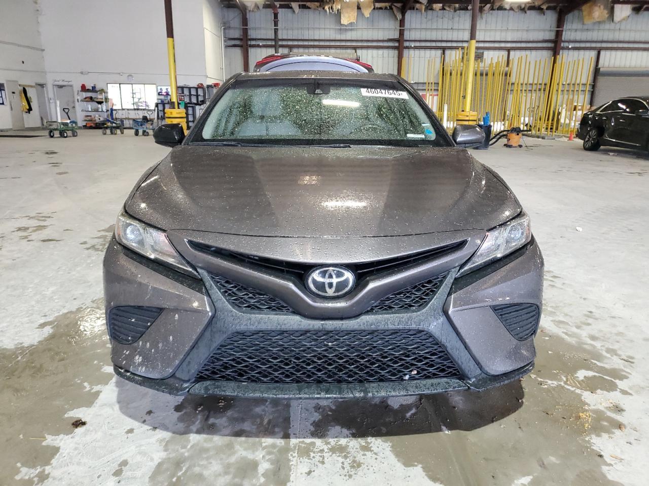 2019 TOYOTA CAMRY L - Фото 5