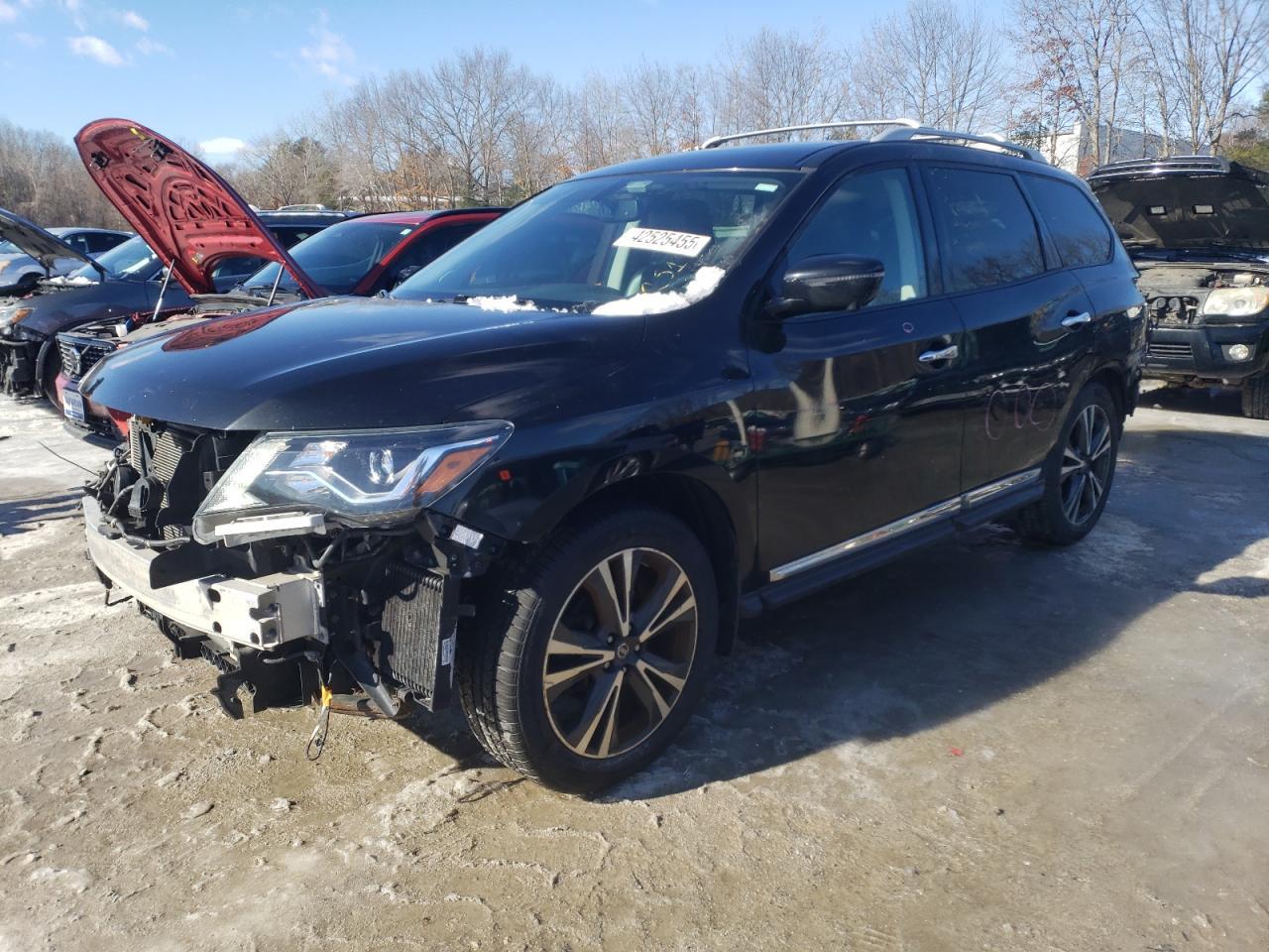 2017 NISSAN PATHFINDER