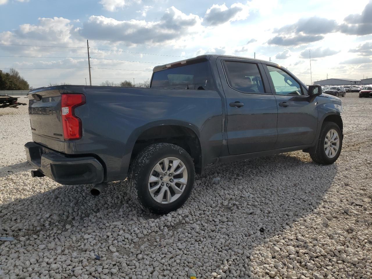 2021 CHEVROLET SILVERADO - Image 3