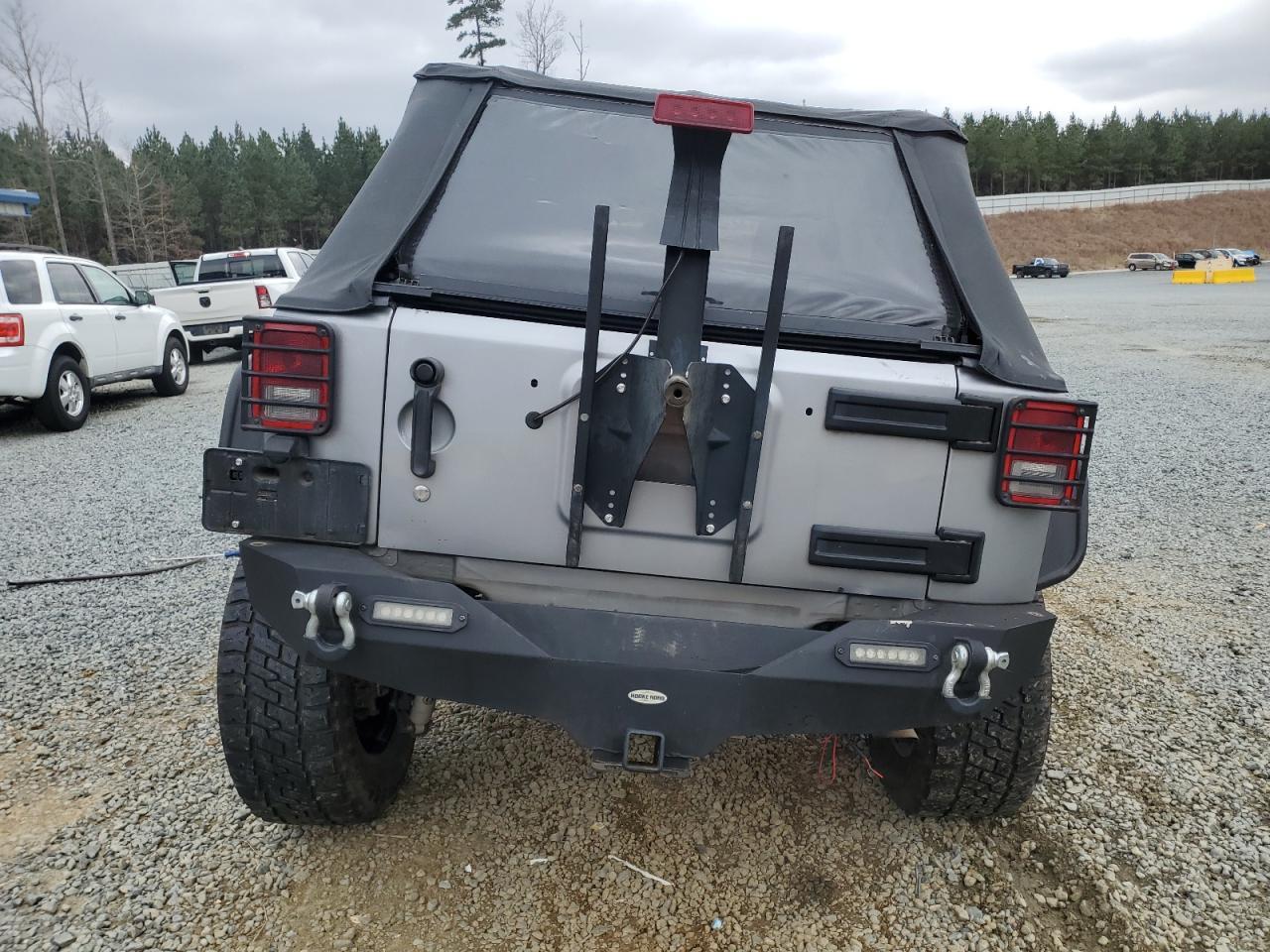 2014 JEEP WRANGLER U - Image 6