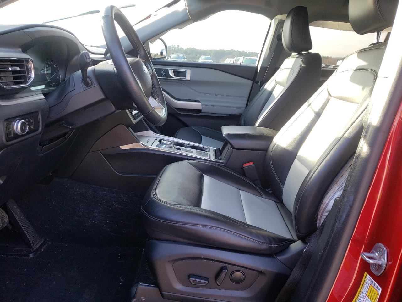 2023 FORD EXPLORER X - Image 7