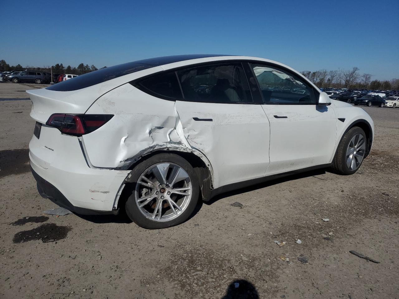 2023 TESLA MODEL Y - Фото 3