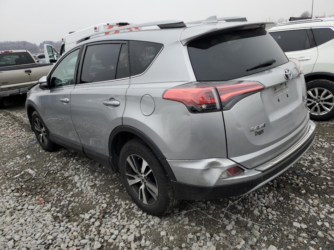 2017 TOYOTA RAV4 XLE - Image 2