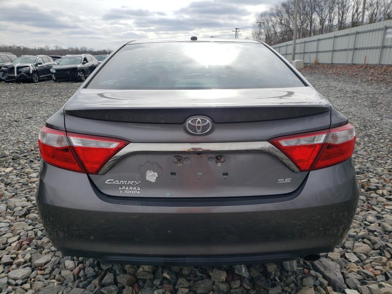 2016 TOYOTA CAMRY LE - Image 6