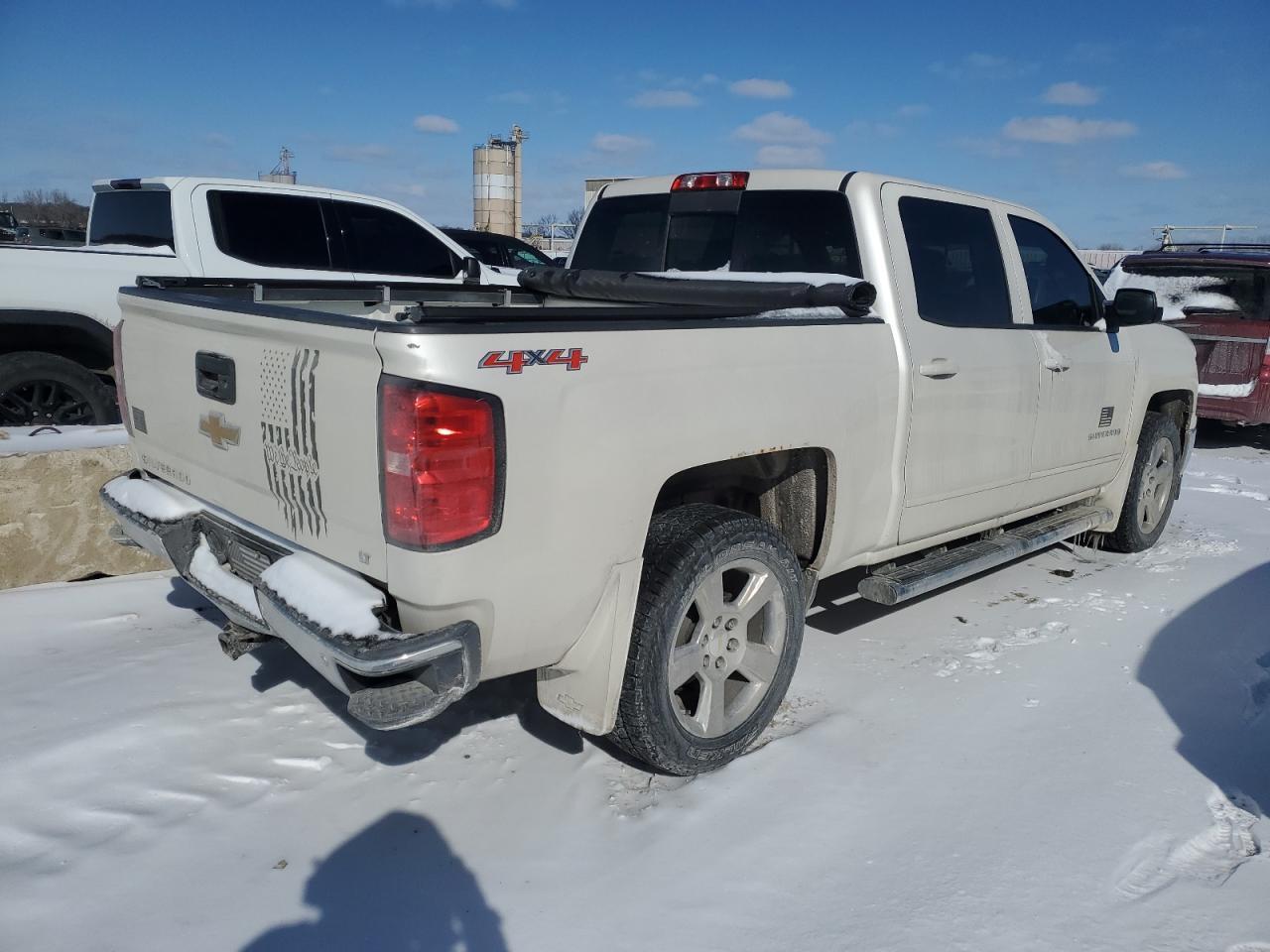 2015 CHEVROLET SILVERADO - Фото 3