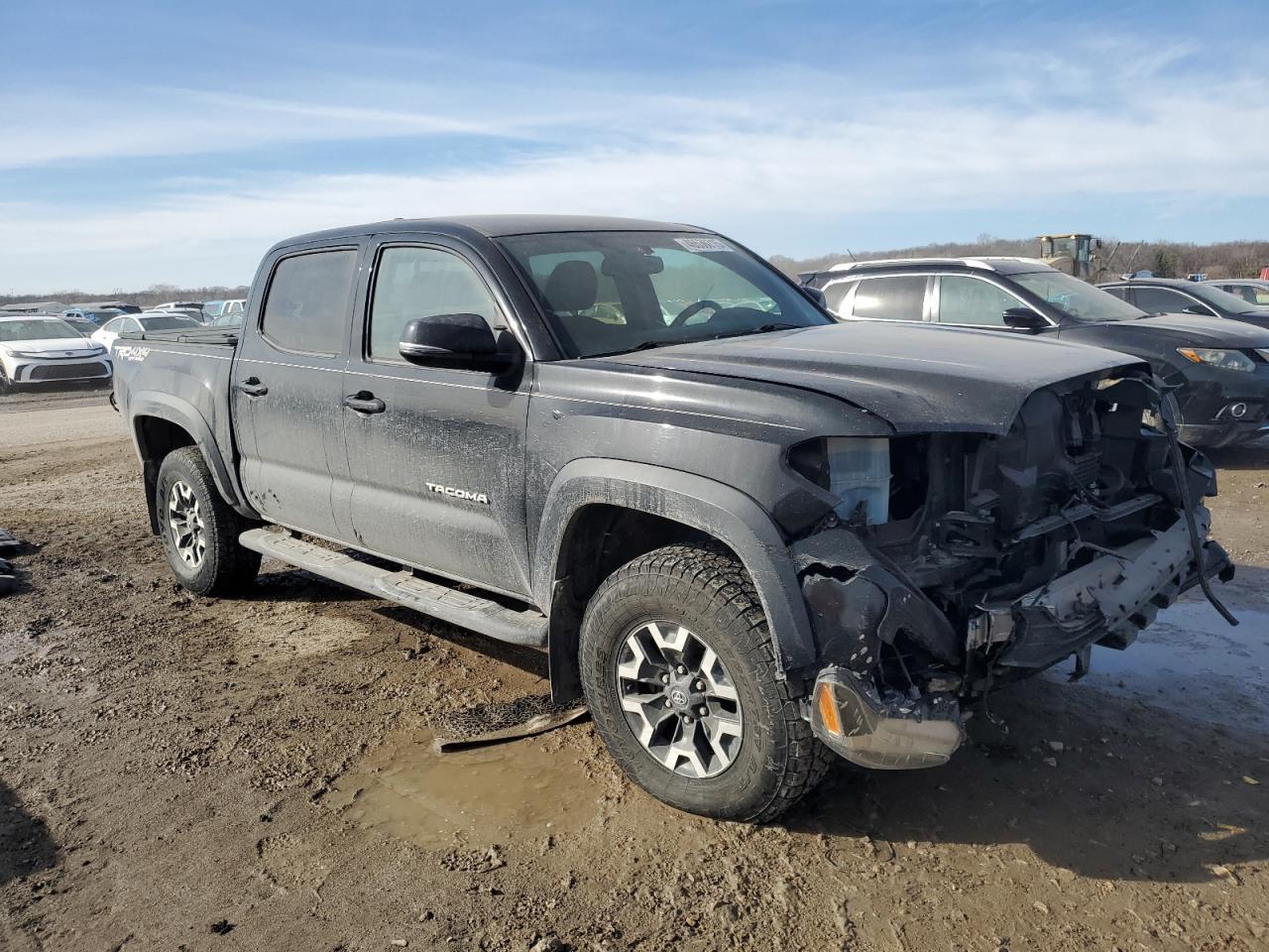 2017 TOYOTA TACOMA DOU - Фото 4