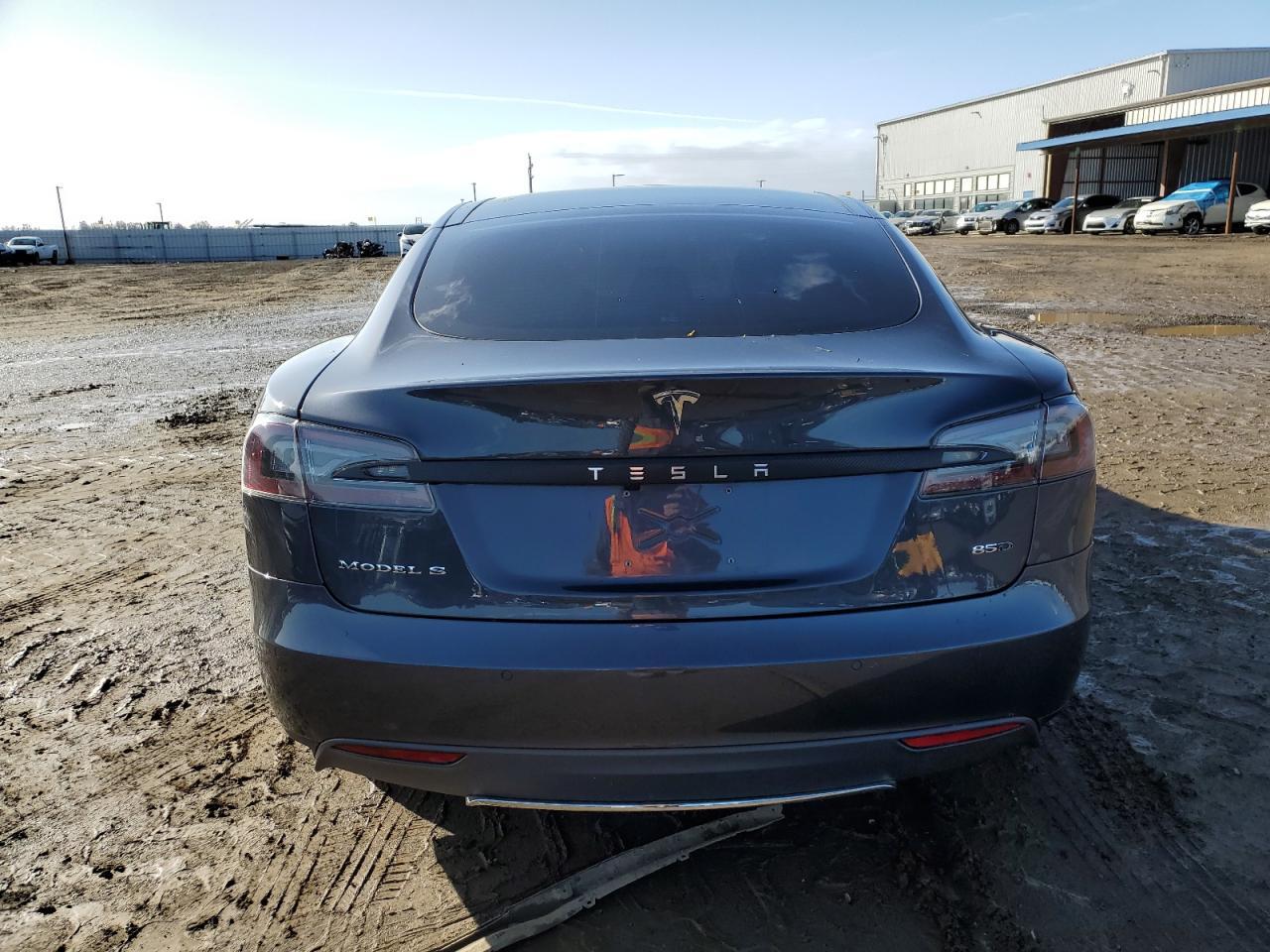 2015 TESLA MODEL S - Image 6
