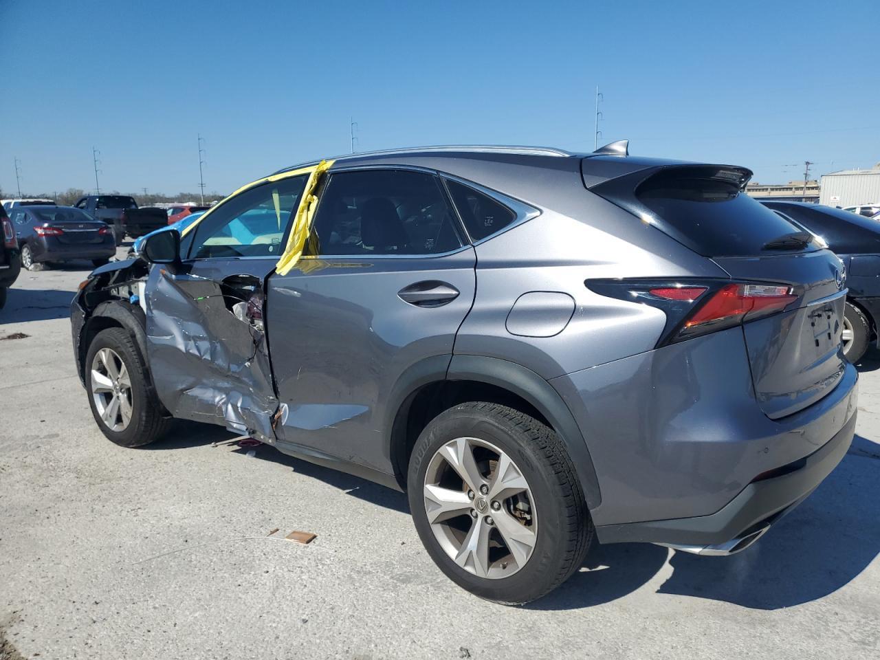 2017 LEXUS NX 200T BA - Фото 2