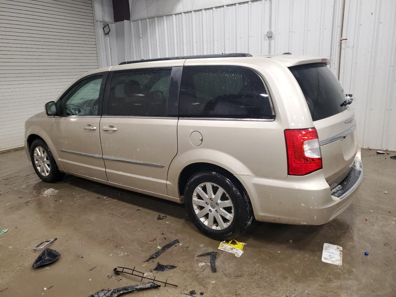 2014 CHRYSLER TOWN & COU - Фото 2