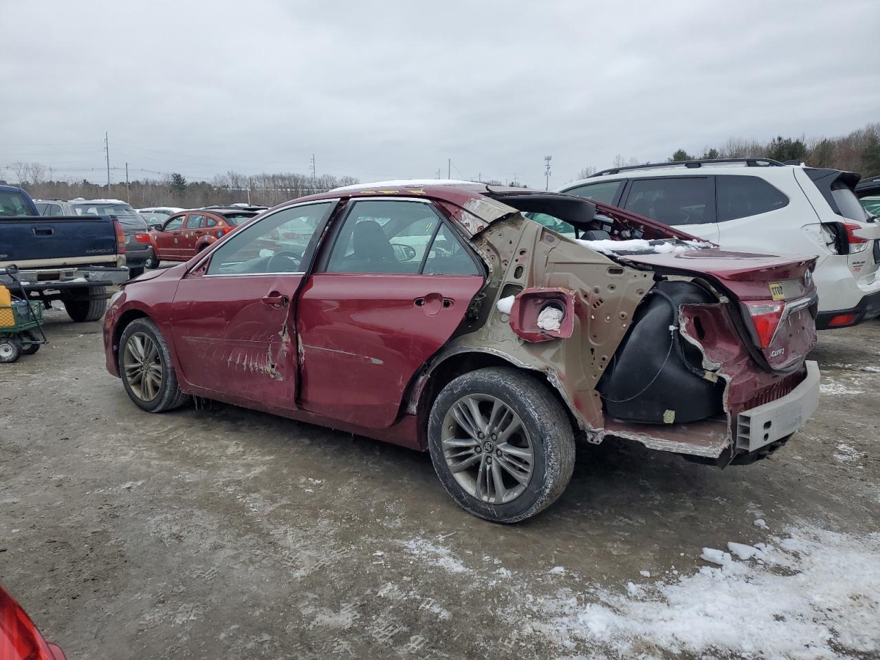 2017 TOYOTA CAMRY LE - Image 2