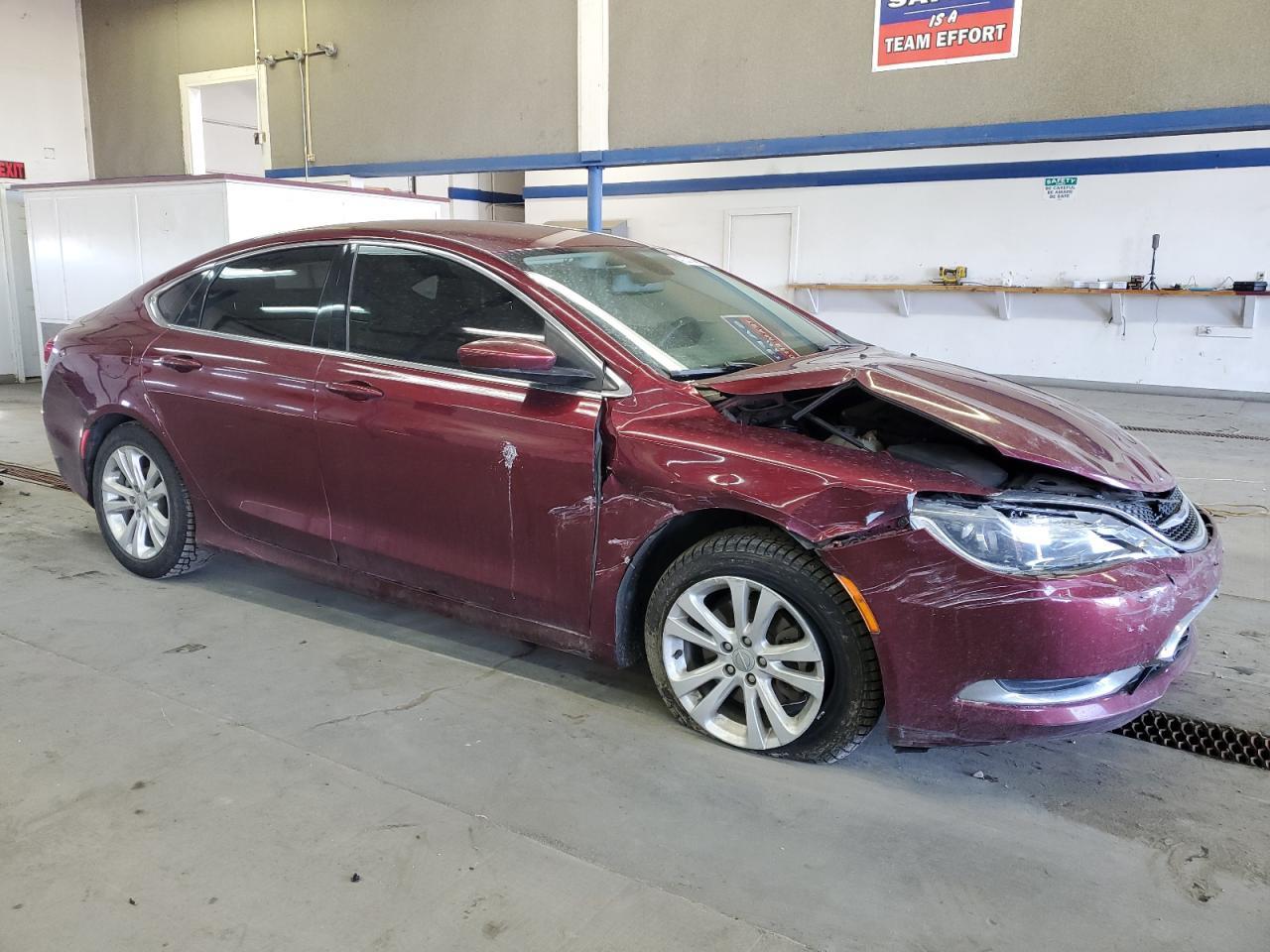 2015 CHRYSLER 200 LIMITE - Image 4