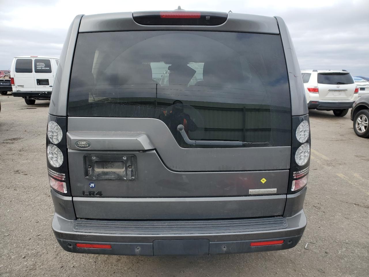 2016 LAND ROVER LR4 HSE LU - Image 6