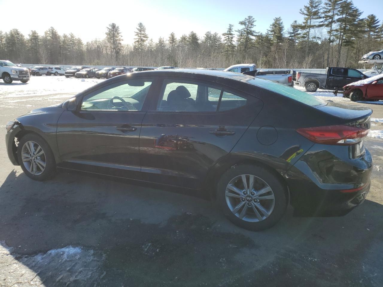 2018 HYUNDAI ELANTRA SE - Фото 2