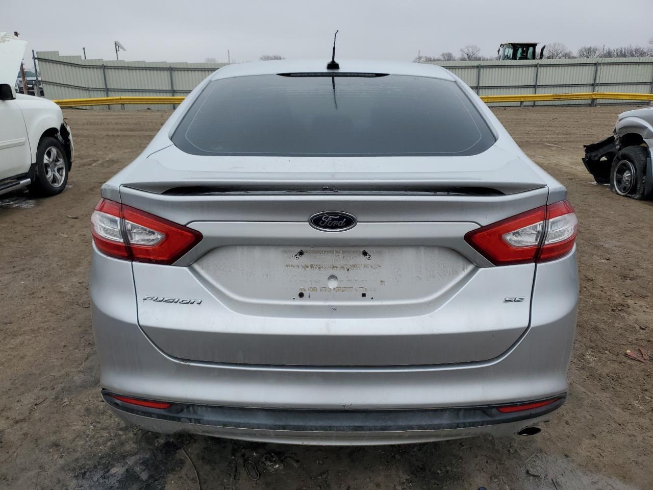 2013 FORD FUSION SE - Image 6