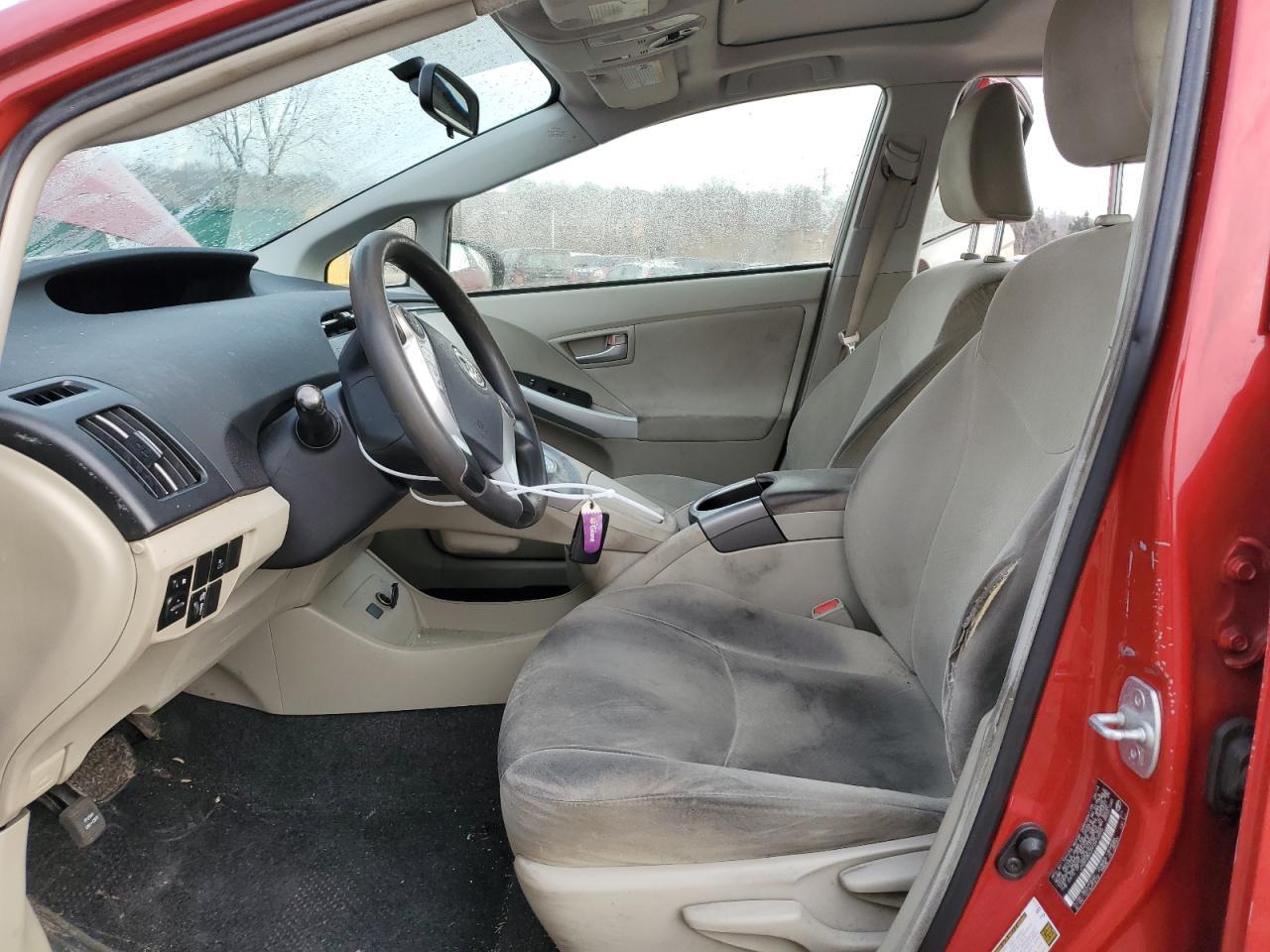 2015 TOYOTA PRIUS - Фото 7