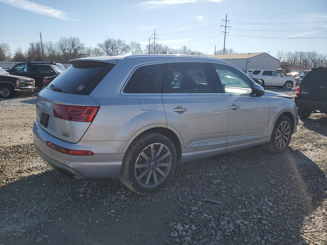 2017 AUDI Q7 PRESTIG - Image 3