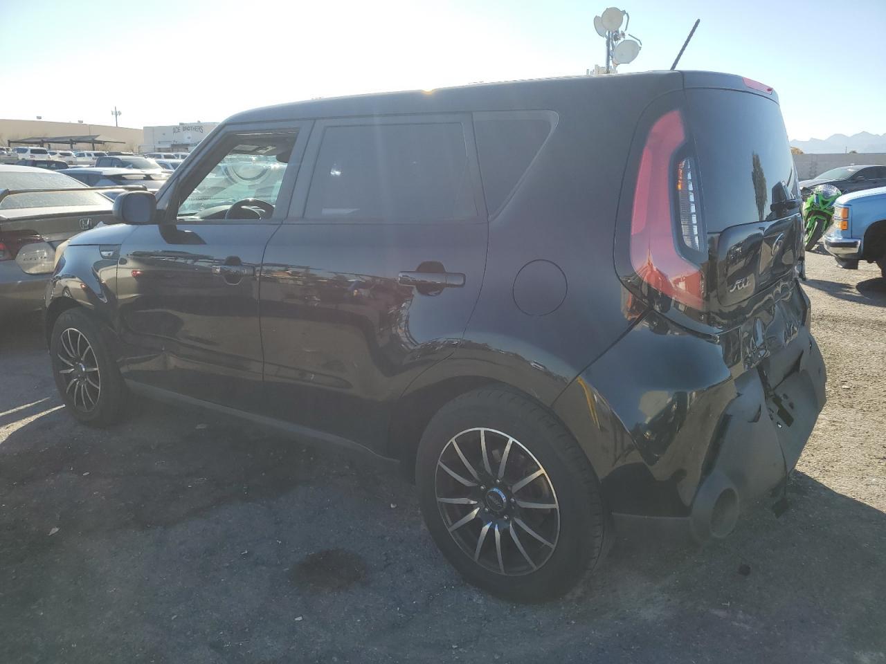 2014 KIA SOUL - Фото 2