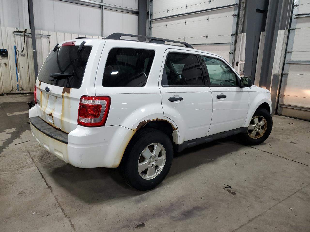 2012 FORD ESCAPE XLT - Image 3