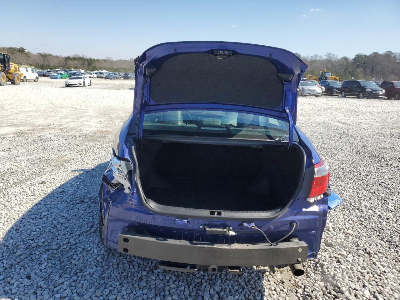 2015 TOYOTA COROLLA L - Image 6