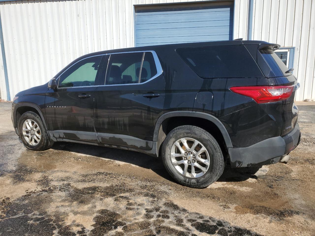 2018 CHEVROLET TRAVERSE L - Фото 2