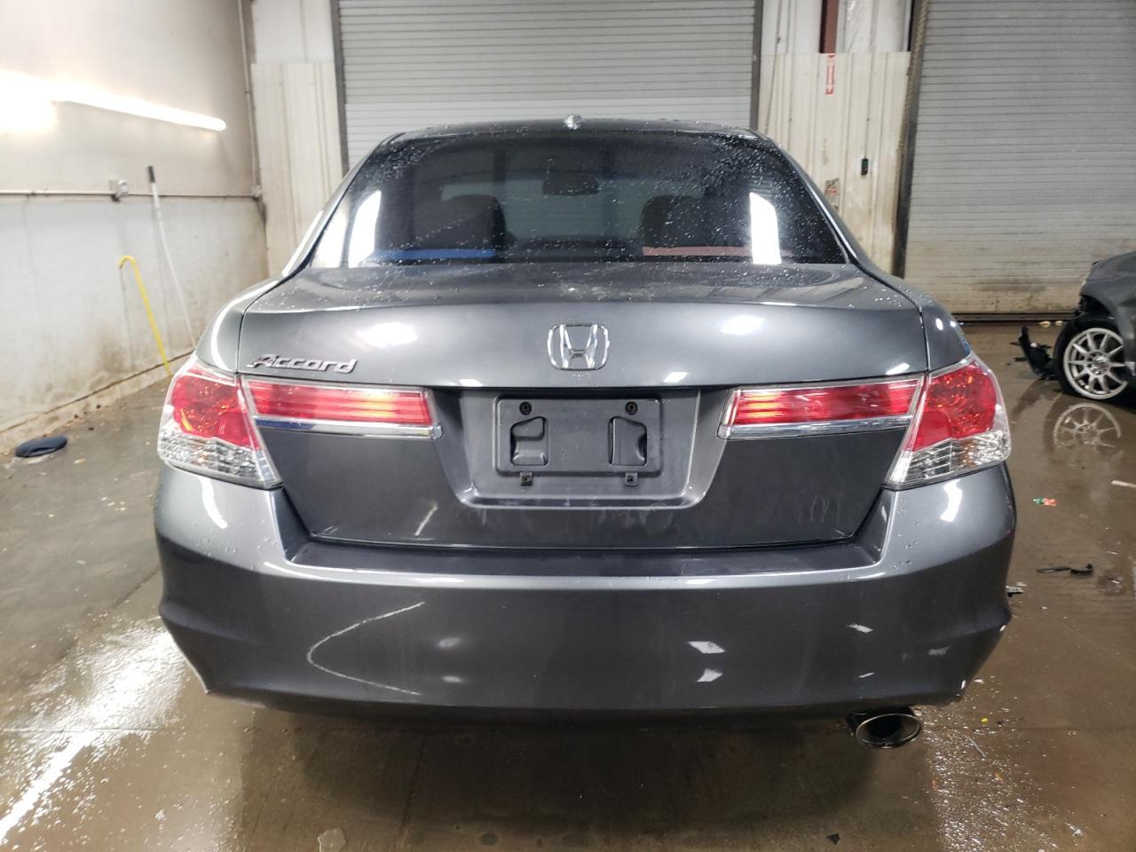 2012 HONDA ACCORD EXL - Image 6