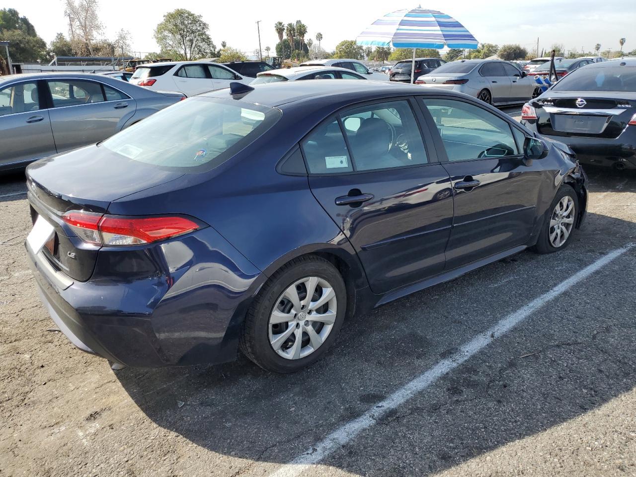 2021 TOYOTA COROLLA LE - Фото 3