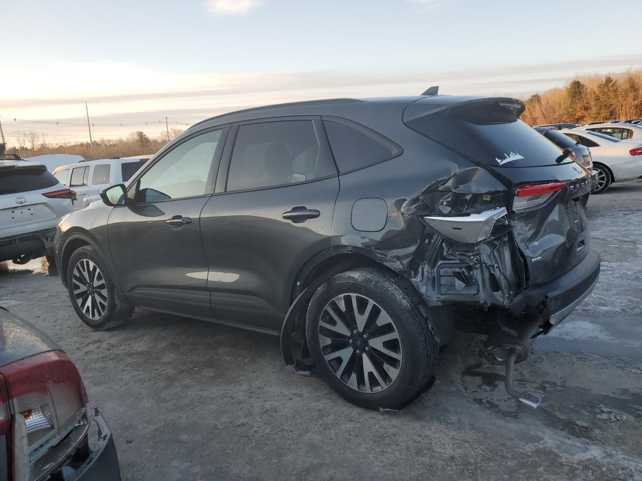 2020 FORD ESCAPE SE - Image 2