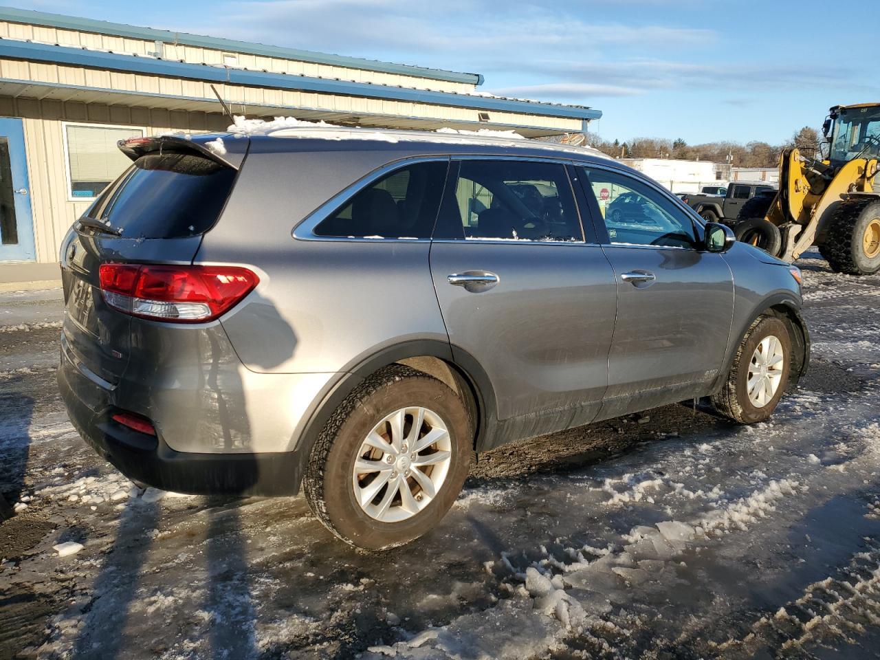 2017 KIA SORENTO LX - Image 3