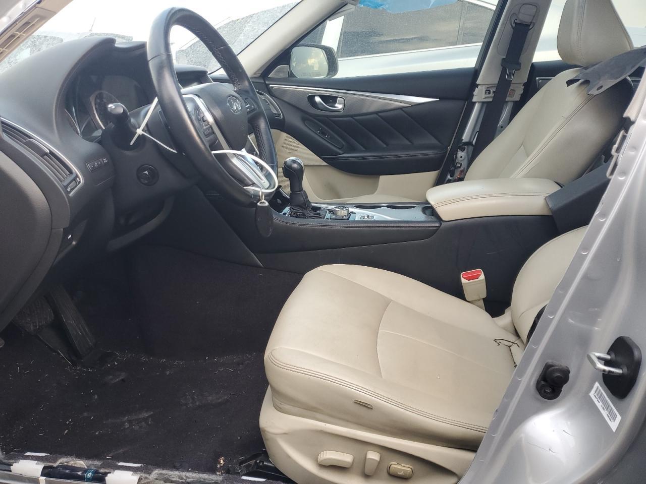 2018 INFINITI Q50 LUXE - Image 7