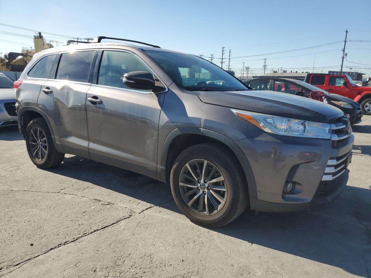 2019 TOYOTA HIGHLANDER - Image 4