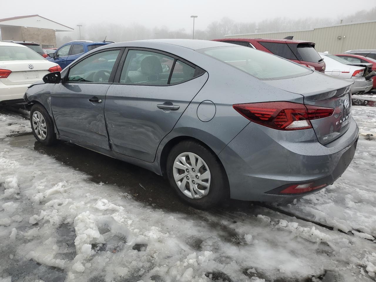 2019 HYUNDAI ELANTRA SE - Фото 2