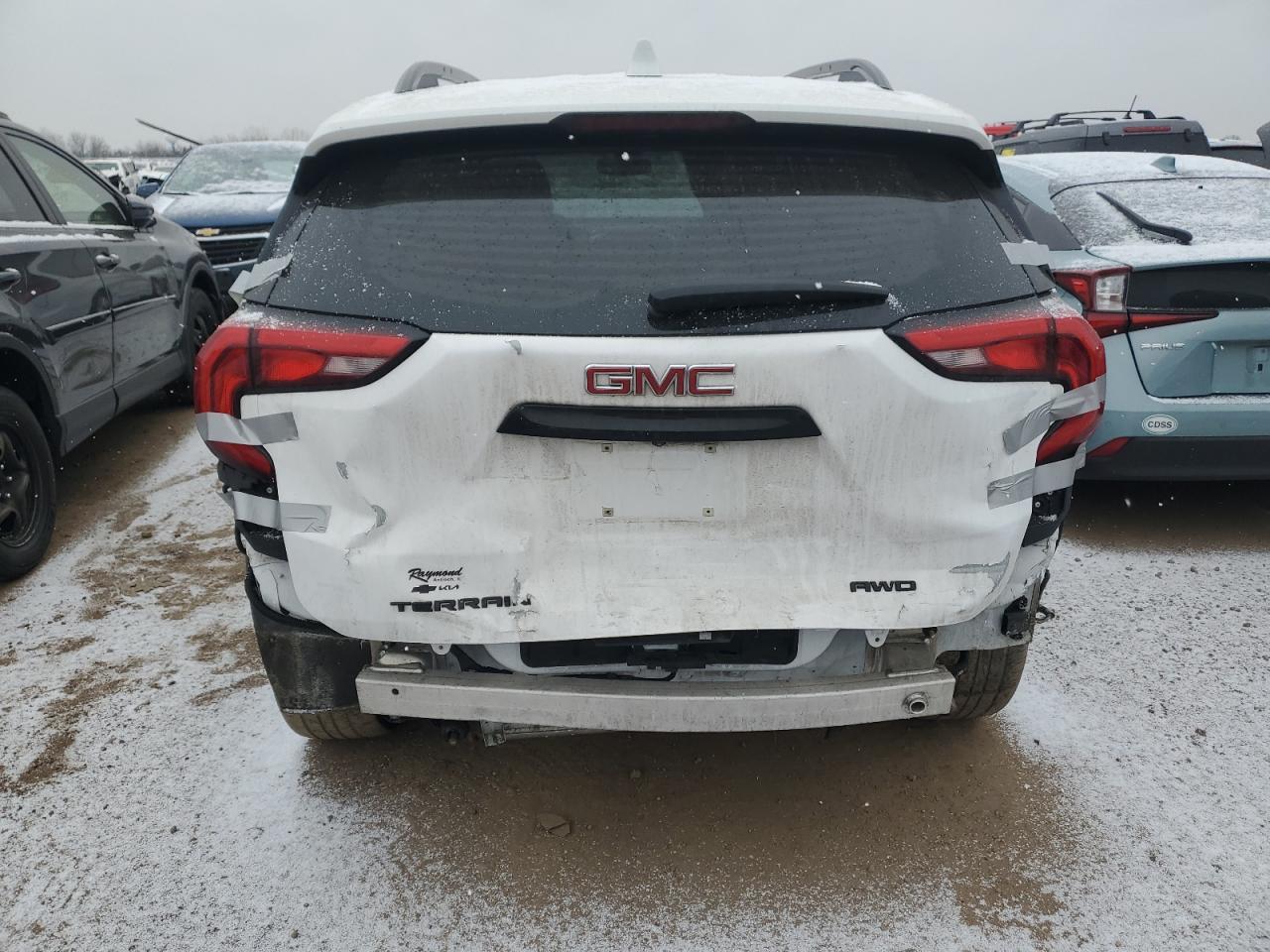 2021 GMC TERRAIN SL - Image 6