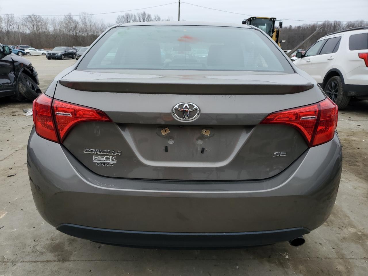 2018 TOYOTA COROLLA L - Image 6