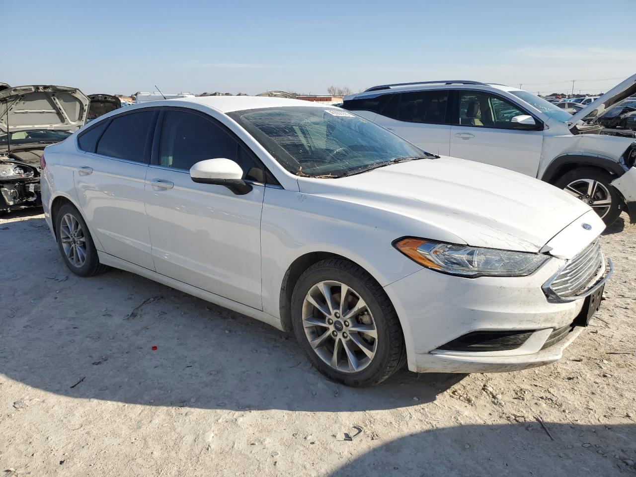 2017 FORD FUSION SE - Image 4