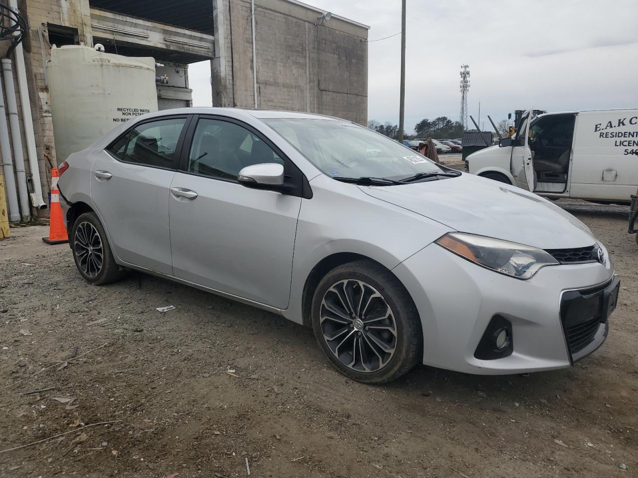 2014 TOYOTA COROLLA L - Image 4
