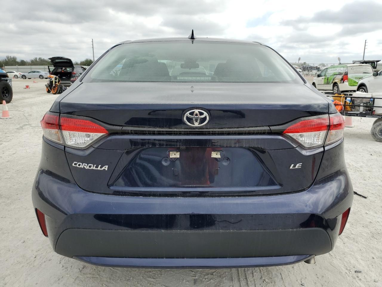 2022 TOYOTA COROLLA LE - Image 6