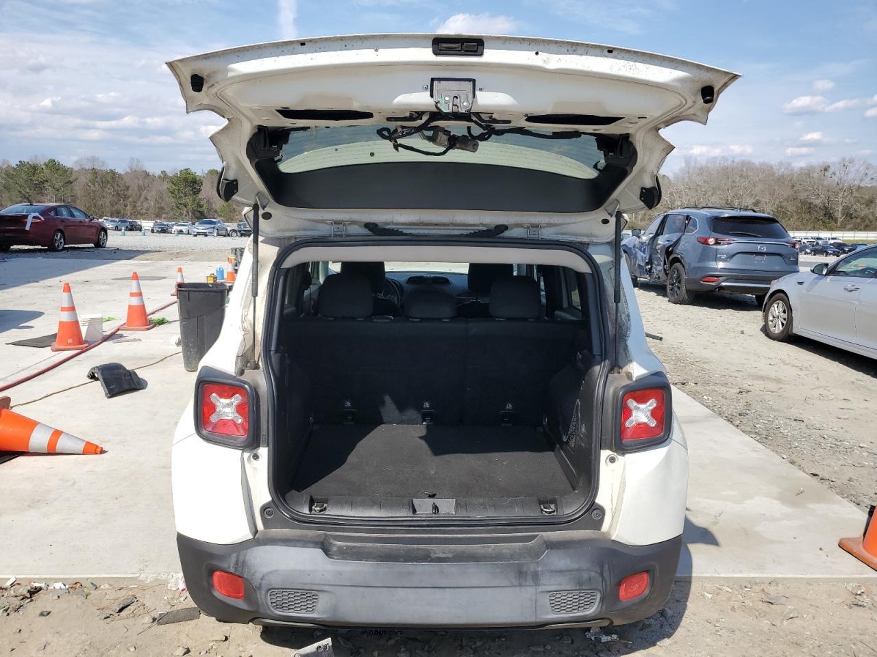 2017 JEEP RENEGADE L - Фото 6
