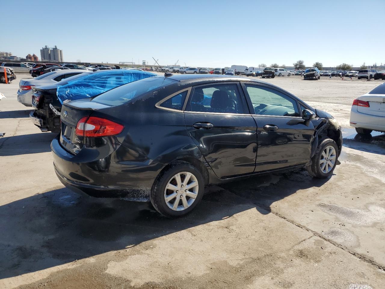 2013 FORD FIESTA SE - Image 3