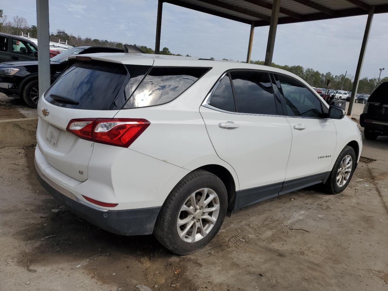 2019 CHEVROLET EQUINOX LT - Image 3