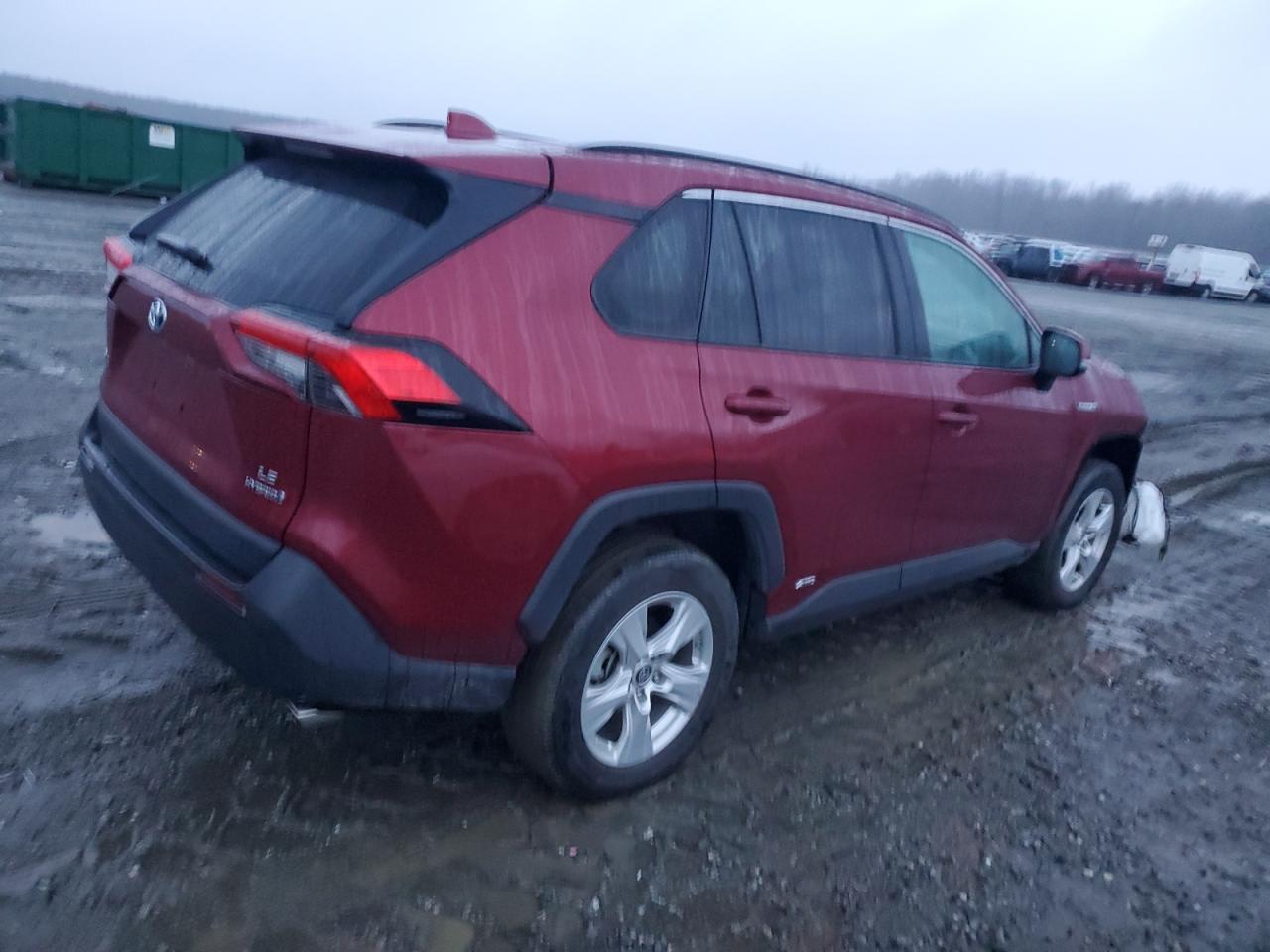 2021 TOYOTA RAV4 LE - Image 3