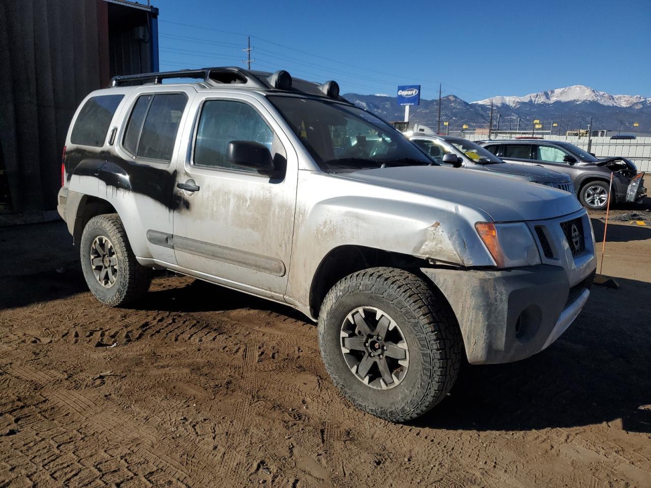 2015 NISSAN XTERRA X - Фото 4