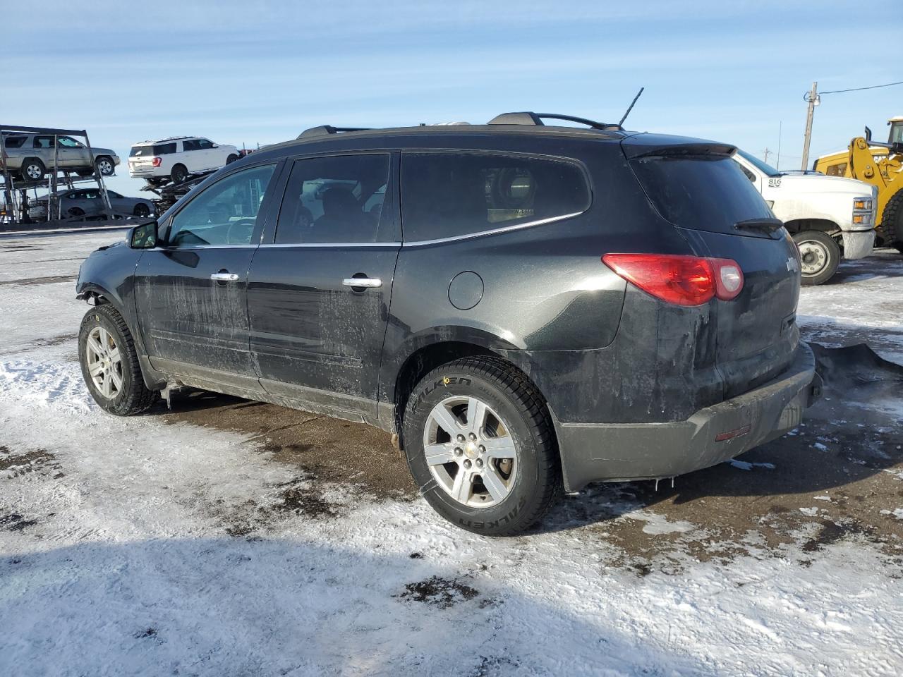 2012 CHEVROLET TRAVERSE L - Image 2