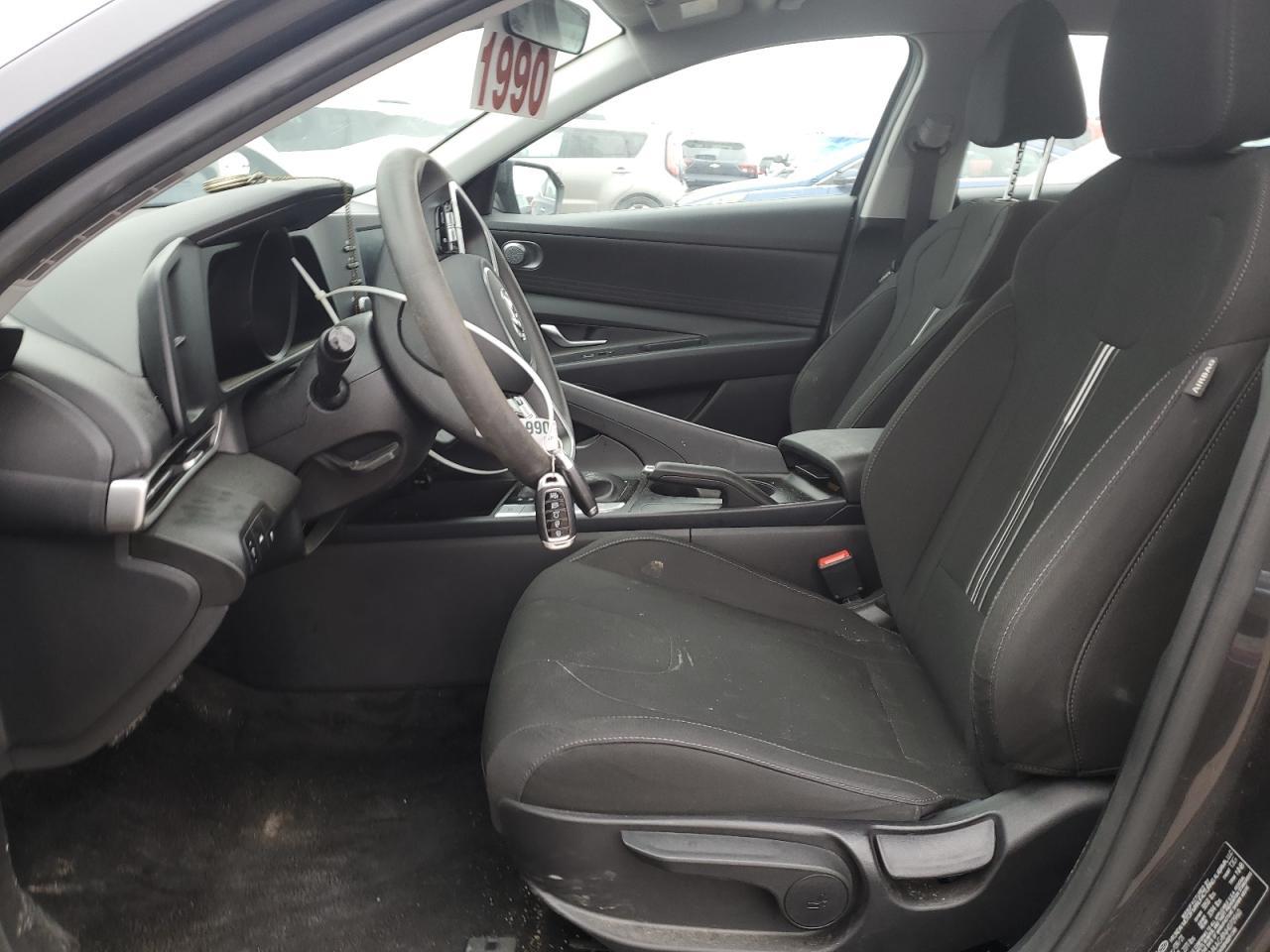 2022 HYUNDAI ELANTRA SE - Фото 7