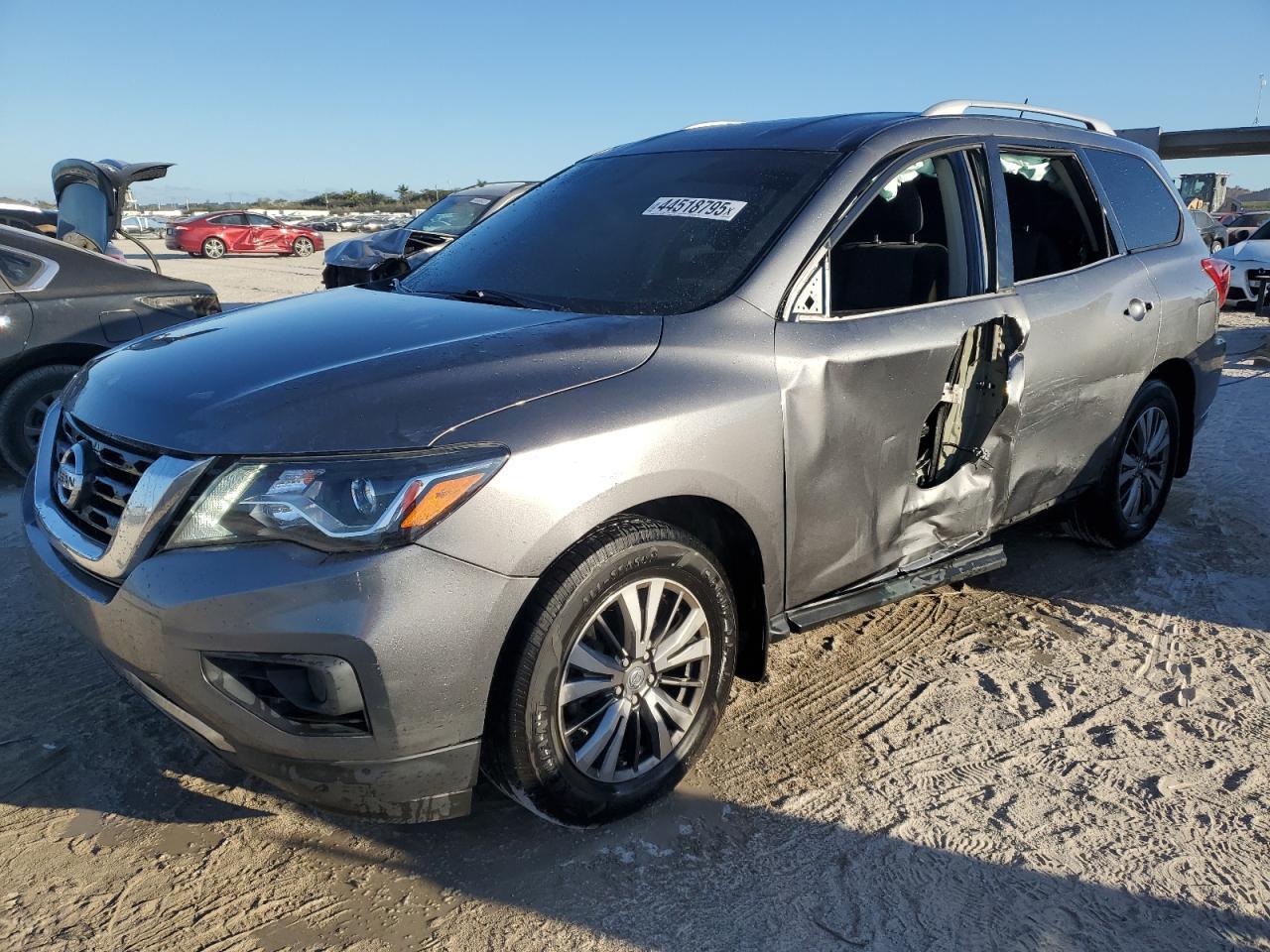 2018 NISSAN PATHFINDER